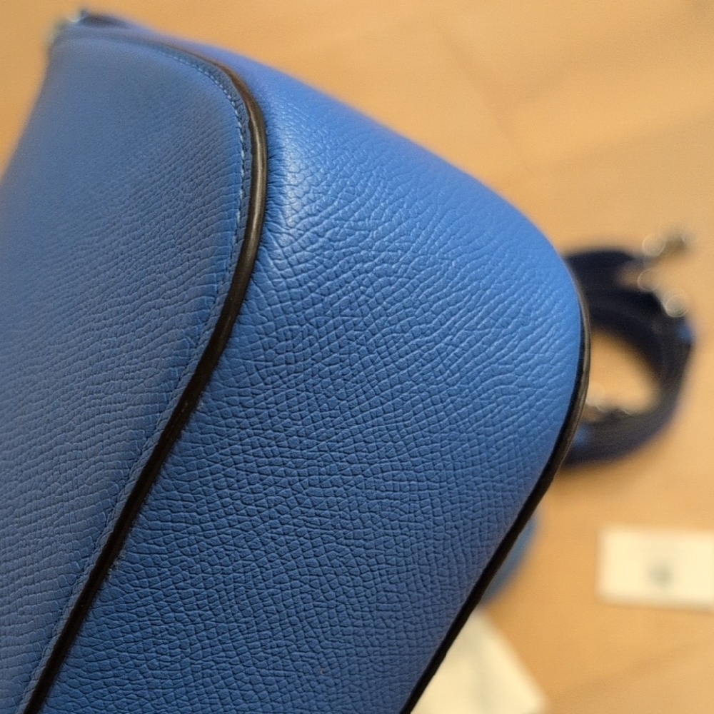 Coach Vibrant Blue Shoulder Bag - Picture 2 of 11